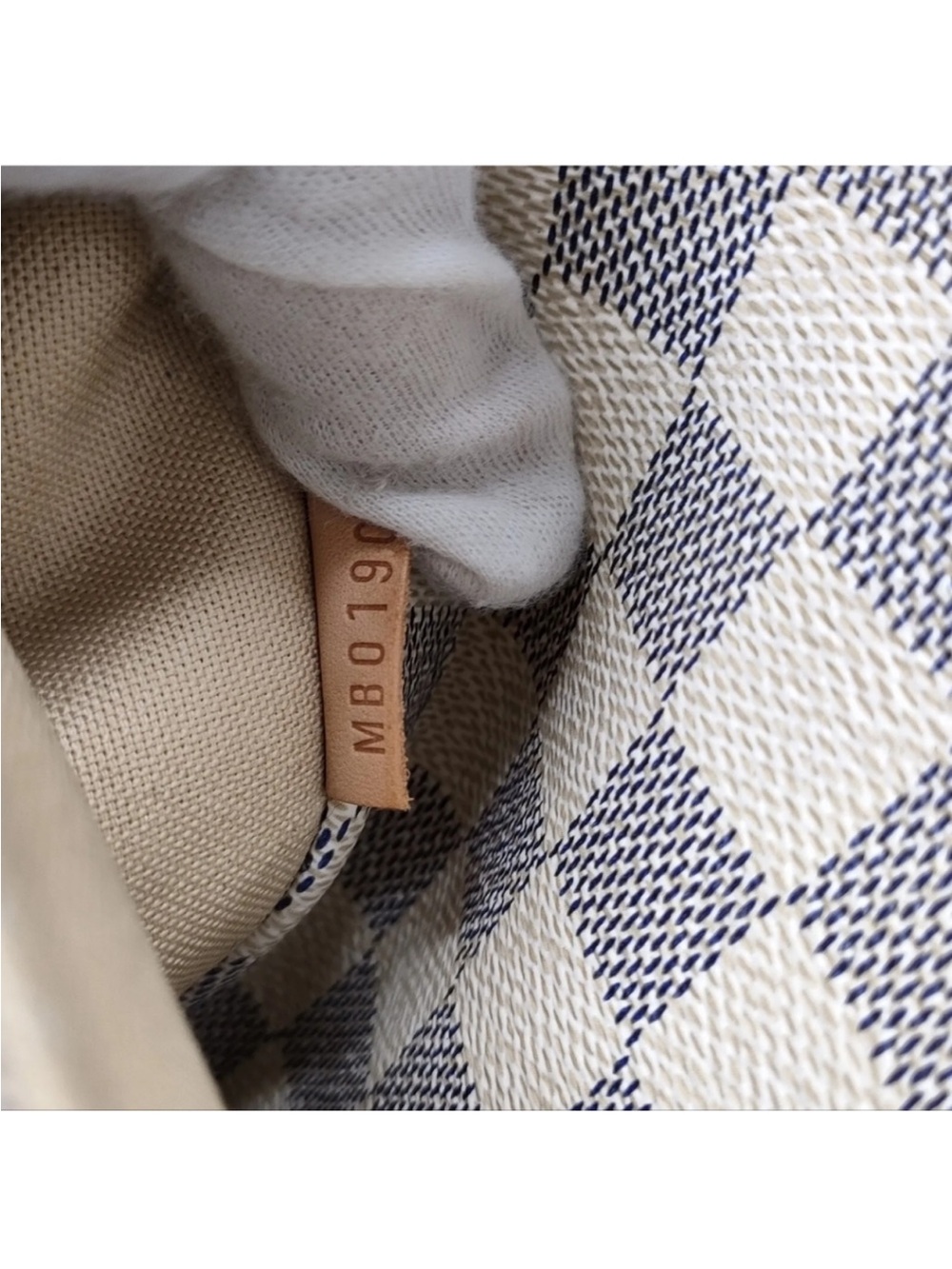 Louis Vuitton Shoulder Bag  Totally MM White Damier Azur - Picture 8 of 8